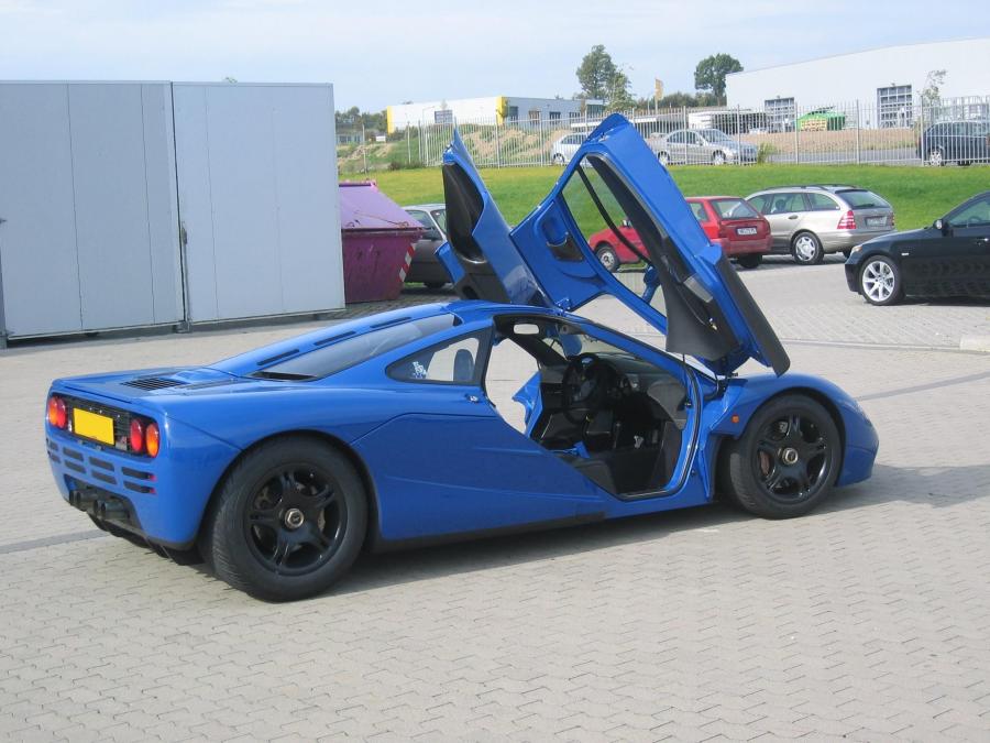  McLaren F1 1993 года  (фото 70 из 76)